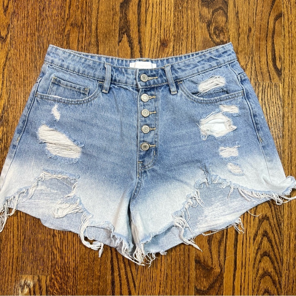 Vervet Excellent Condition Distressed Raw Hem Button Fly Size Large RARE!!